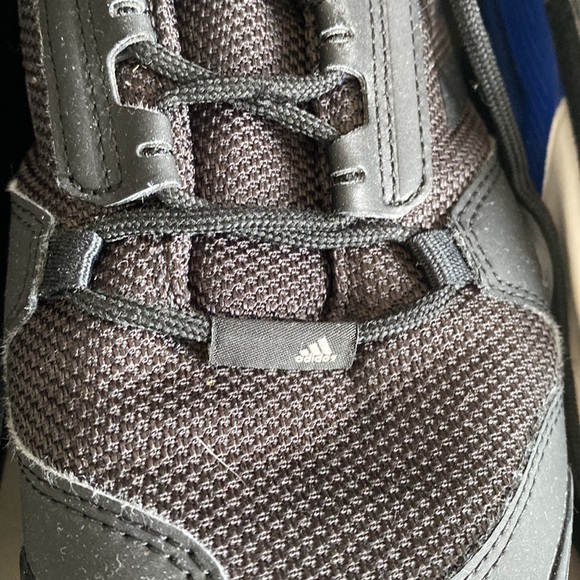 ADIDAS - Picture 2 of 2